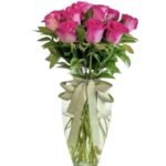 12 Rosas en Florero de Cristal